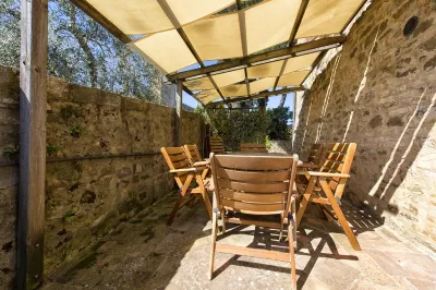 Drogheria e Locanda Franci Hotels near Altesino