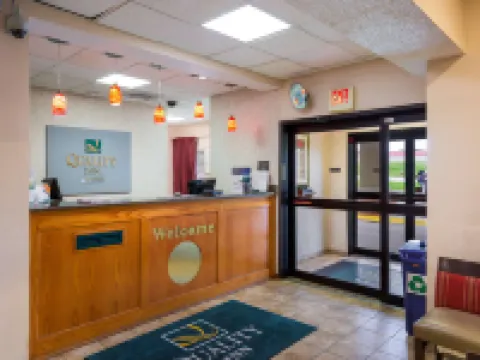 Quality Inn I-70 Near Kansas Speedway Hotels in Kansas City