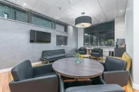 HQ Aparthotel Farnborough