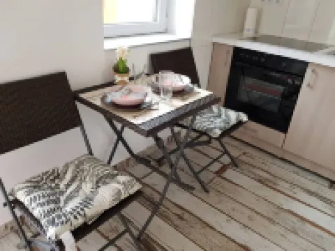 Cozy in Downtown with free parking