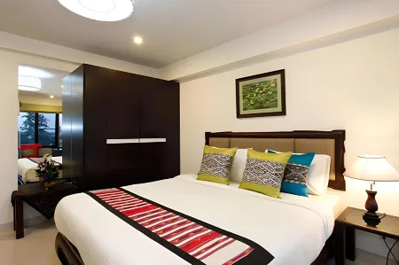 The Xym Hotel