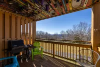 Summit 108B |3BR,Sunset views, FreeParking Hotels in Snowshoe