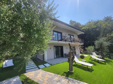 Attilio High Living Suites - Adults Only