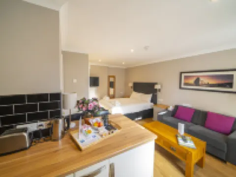 Peartree Serviced Apartments Hotels in Salisbury