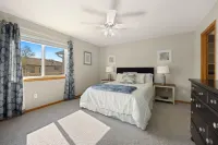 Charming Home with RV Parking - 30 Miles from Rmnp! Hotels in Berthoud