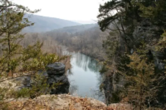 The Windstorm Cabin - Pet-Friendly & a 2-Person Jacuzzi Hot Tub!