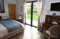 Aux 3 Forêts Hotels in Saint-Bonnet-de-Four
