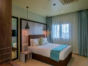 Aura Suites