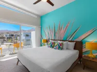 The Paloma Resort Hotels in Cathedral City