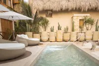Hotel Aimarawa - Pools