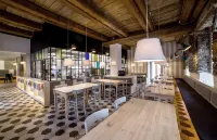 Boutique Hotel Corso 카를슈테인 호텔