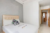 Appartement 33 ensoleillé à 5 Min de la Plage El Jadida Piscine à 15km de l'Appartement