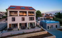 Villa Toma