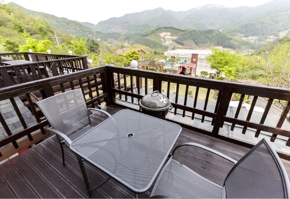 3. 오피러스펜션..