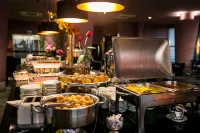 Favorita Golden Hotel e Eventos - Morgenmad