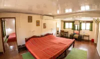 Bamboo Banks Farm & Guest House Hôtels à : Sholur