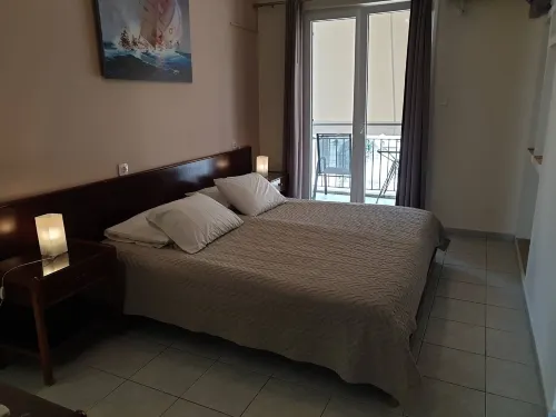 Ballas Apartments Hotel di Sami