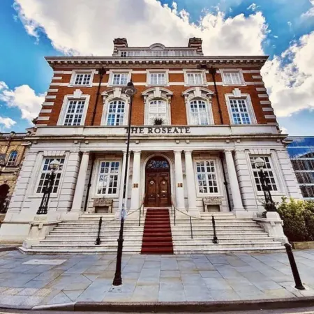 The Roseate Reading Отели рядом со станцией Железнодорожная станция Рединг