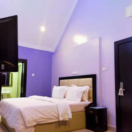 Beckett Suites
