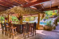 Caribe Town Bungalows - bar
