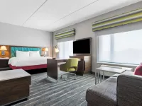 Hampton Inn & Suites by Hilton Chicago Medical District UIC Hotels near Douglas Park