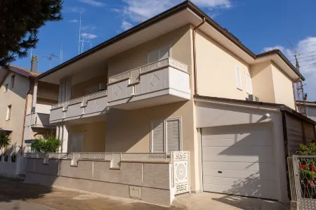 Aria di Mare Отели в г. Alba Adriatica