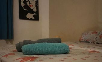 Malecon Guesthouse