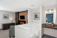Wyndham Garden Niagara Falls Fallsview - vasca da bagno