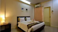 Chumphon Travelodge Các khách sạn ở Chumphon