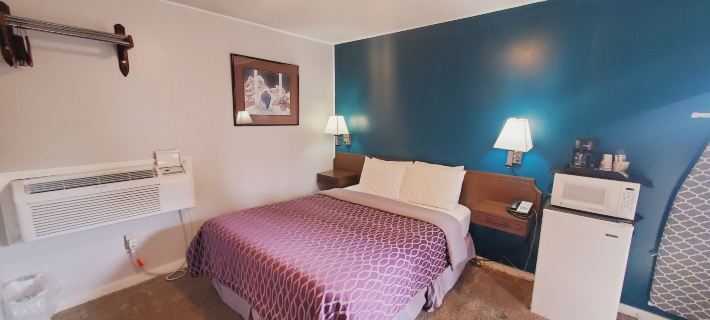 Holiday Lodge Hotels in Sheridan