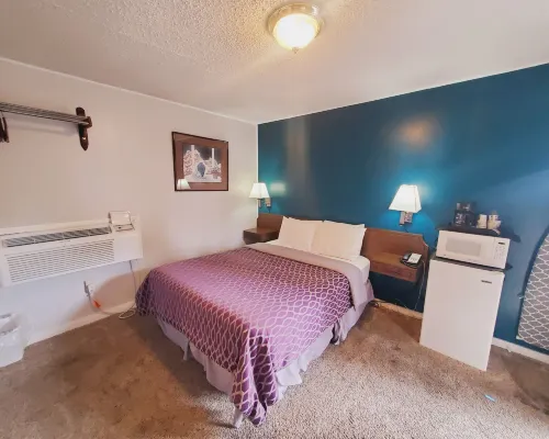 Holiday Lodge Hotels in Sheridan