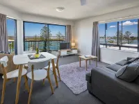 Belaire Place Motel Apartments Hotels in Caloundra