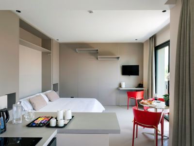 Ollen Apartments