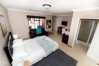 Kleinplasie Guesthouse Hotels in 