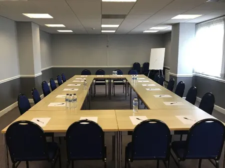 Metro Inns Walsall Отели рядом с достопримечательностью «Уолсолл Арборетум»