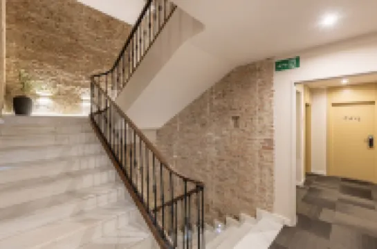 Apartamentos Líbere Málaga Teatro Romano