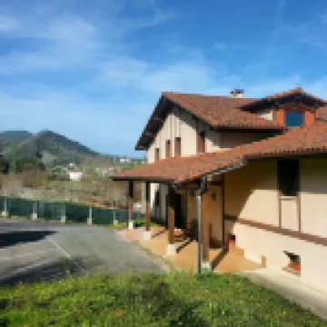 伊百古內酒店