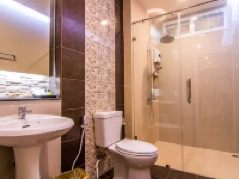 アット ホーム アット ウドン ウドーンターニーのホテル