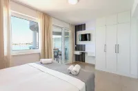 Sunset Split Rooms - balcony
