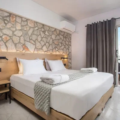 Jimmy’s Garden Hotel dekat Lapangan Golf Afandou