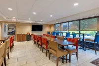 Comfort Inn University Hotels in Amherst
