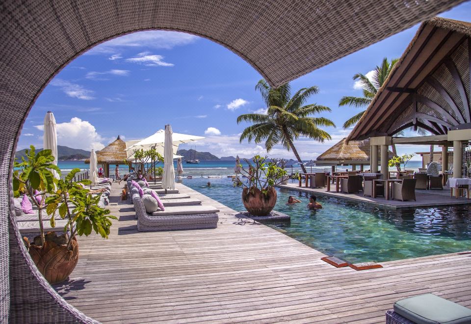 Le Domaine de L’Orangeraie Resort and SpaOver view