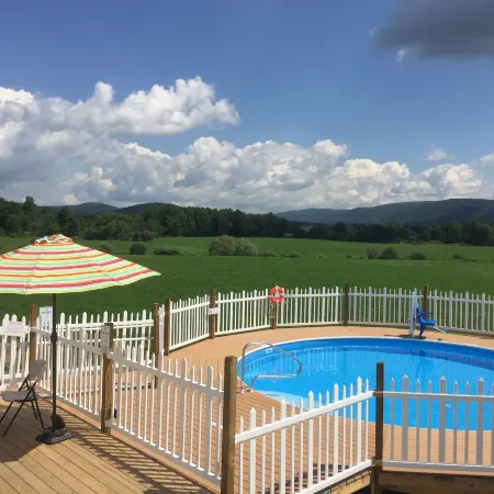 Apple Inn and Suites Cooperstown Area