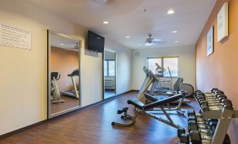 Comfort Suites Beachside