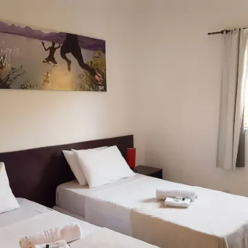 ชี ลากาโต้ ปาราตี - โฮสเทล โรงแรมใกล้น้ำตกแม่น้ำโคริสกินโญ