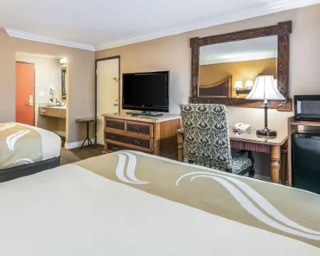 Quality Inn & Suites Atlanta Airport South Hotels in College Park
