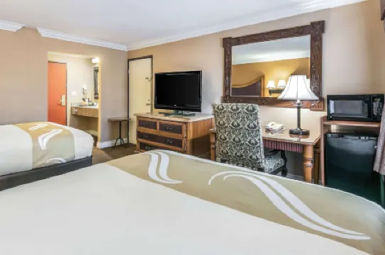 Quality Inn & Suites Atlanta Airport South
