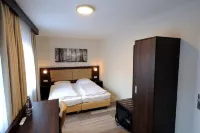 Hotel Zur Post Hotels in Essel