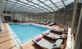 Golden Lili Resort & Spa