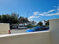 Grand Palais Boolarong Beachside Apartments - parking